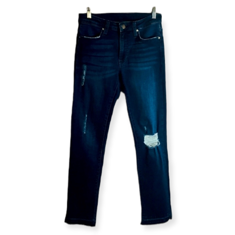 FreePeople Distressed Frayed  Raw Hem Jeans